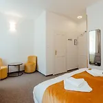 Hotel Glaus 3*