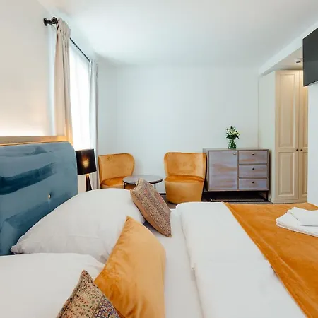 Glaus Hotel 3*
