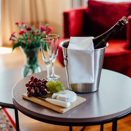 Glaus Hotel